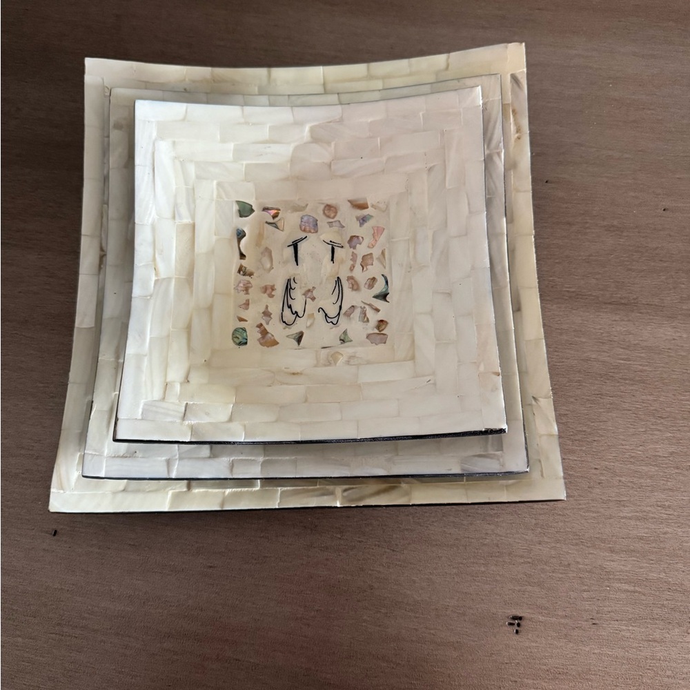 Asian mosaic style decor plates with eggshell or mother of pearl inlay - Picture 4 of 9